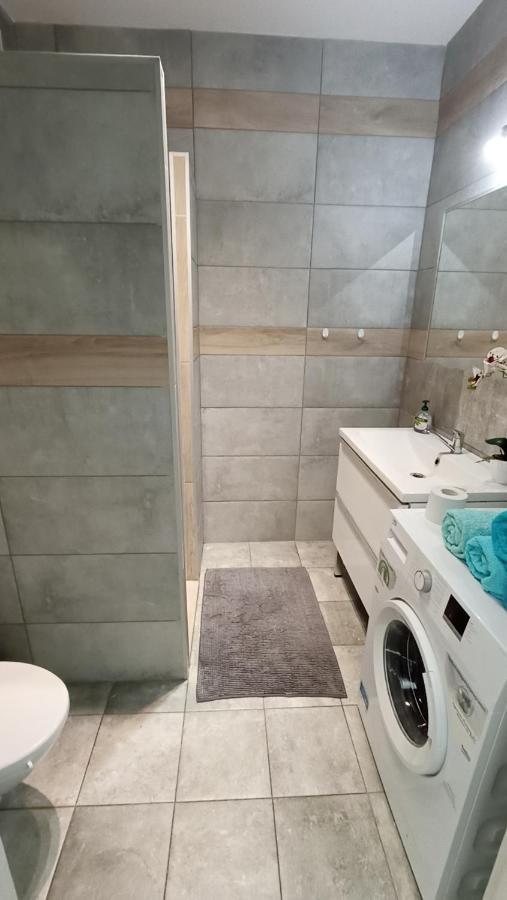 Apartament Na Kruczej Lubiń Exterior foto