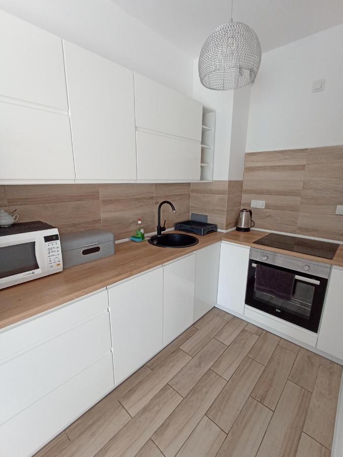 Apartament Na Kruczej Lubiń Exterior foto